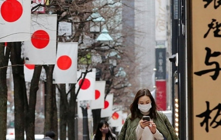 Chứng khoán châu Á trái chiều, kinh tế Nhật Bản giảm thấp hơn dự báo
