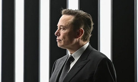Elon Musk mất hơn 12 tỷ USD một ngày