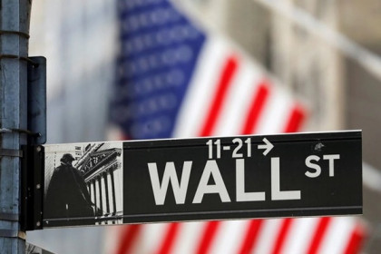 Chứng khoán Mỹ trái chiều, S&P 500 giảm tuần thứ 8 liên tiếp