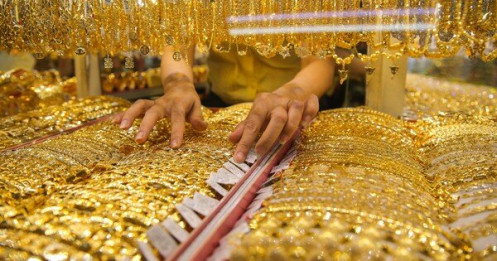 Giá vàng hôm nay 21-5: Vàng SJC tăng mạnh trở lại, tiến sát mốc 70 triệu đồng/lượng