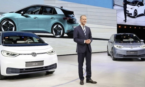 Volkswagen tự tin vượt Tesla để trở thành hãng xe điện lớn nhất thế giới