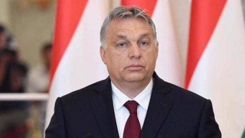 Hungary đề nghị EU tạm dừng thảo luận về lệnh cấm nhập khẩu dầu mỏ Nga