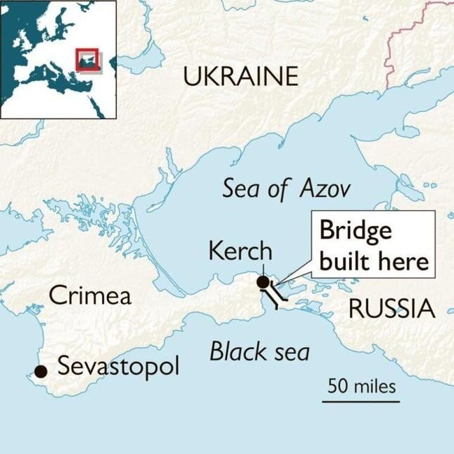 Ukraine lại đe dọa đánh sập cầu Crimea ảnh 2