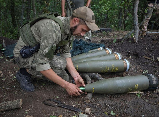 Ukraine tăng cường phản công, tấn công quân đội Nga ở Kherson ảnh 2