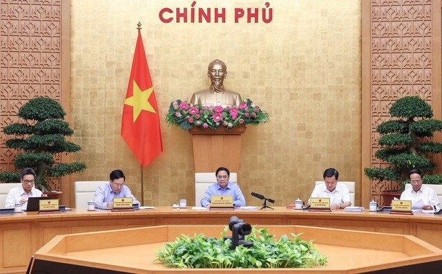 Thủ tướng Phạm Minh Chính chủ trì phiên họp Chính phủ chuyên đề xây dựng pháp luật tháng 8. data-natural-width640