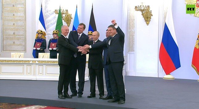 Tổng thống Putin ký hiệp ước sáp nhập 4 vùng lãnh thổ ly khai Ukraine ảnh 3