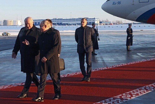 Điện Kremlin bác bỏ tin đồn xoay quanh chuyến thăm Belarus của Tổng thống Putin ảnh 1