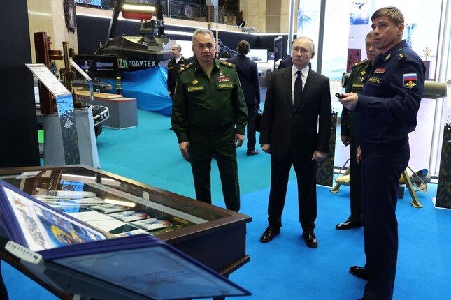 Tổng thống Putin nói về kho vũ khí hạt nhân của Nga ảnh 4