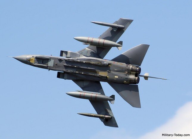 Ukraine đề nghị Đức nhượng lại 93 máy bay chiến đấu Tornado để đối phó với Nga trong cuộc xung đột ảnh 5