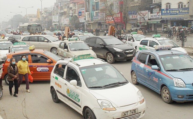 Hàng nghìn taxi điện sắp hoạt động: Cần tính toán kỹ ảnh 1