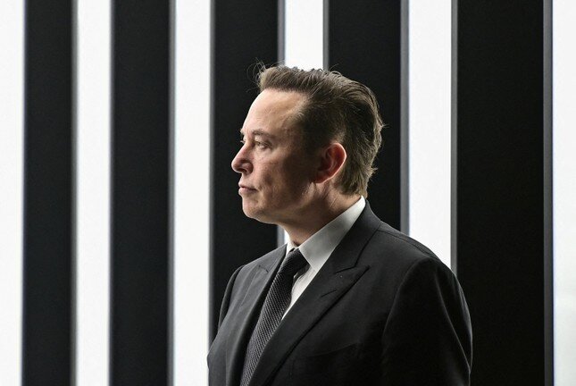 Tỷ phú Elon Musk mất danh hiệu người giàu nhất thế giới ảnh 1