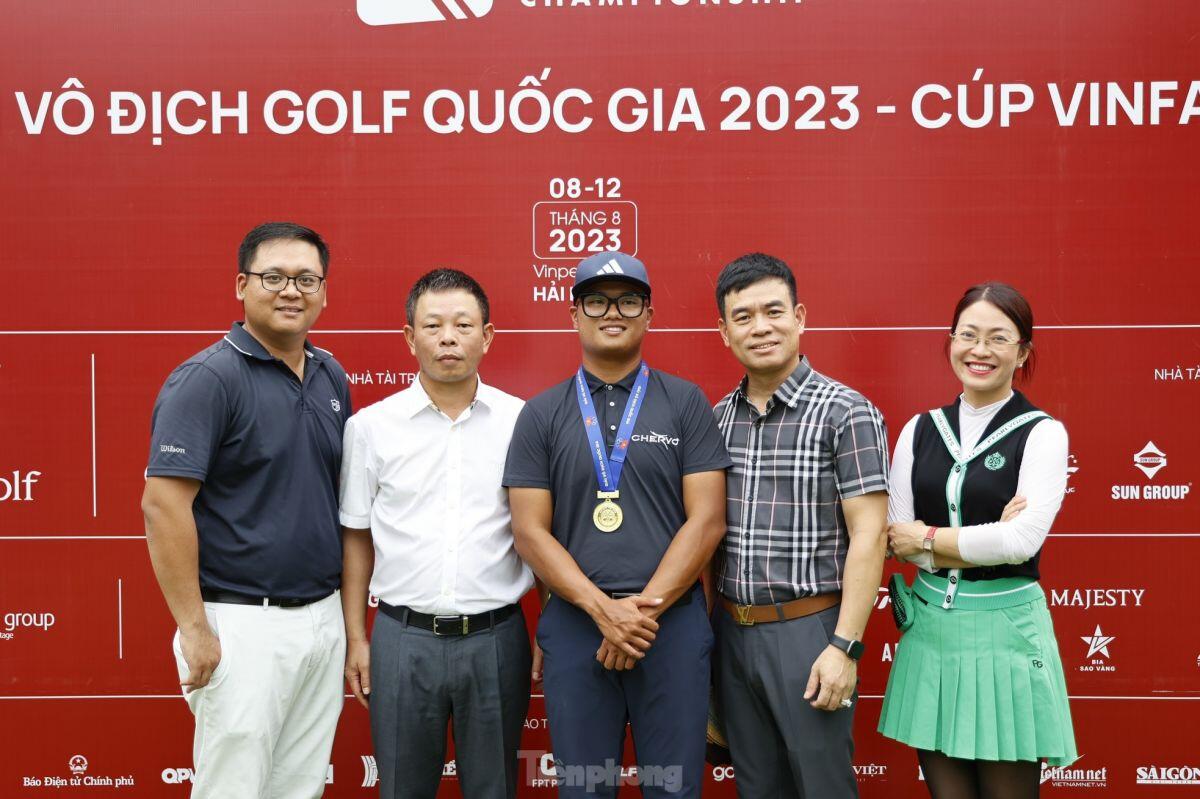 Nhà vô địch Nguyễn Nhất Long: Những nỗ lực được đền đáp, thật vui khi cầm chiếc Cúp trên tay ảnh 21