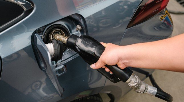 Sẽ có nhiều thương hiệu dừng sản xuất ô tô sử dụng nhiên liệu hóa thạch ảnh 1