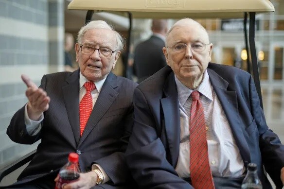 Huyền thoại đầu tư Charlie Munger, Phó Chủ tịch Berkshire Hathaway đã qua đời tại một bệnh viện ở California  ...