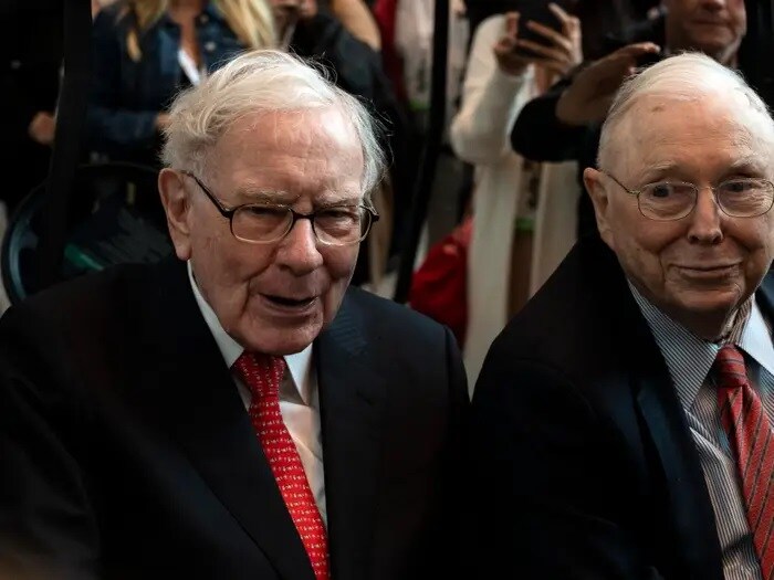 Huyền thoại đầu tư Charlie Munger, Phó Chủ tịch Berkshire Hathaway đã qua đời tại một bệnh viện ở California  ...