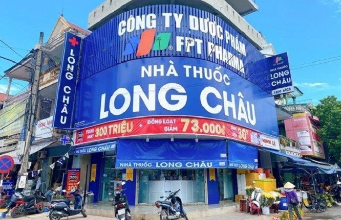 Muon mo them 400 nha thuoc Long Chau, FTP Retail lam an sao?