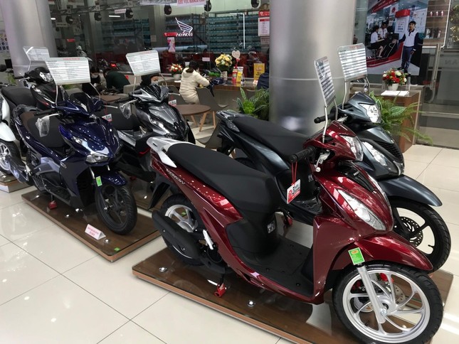 Thị trường xe máy Việt trượt dài bất chấp nỗ lực giảm giá ảnh 1